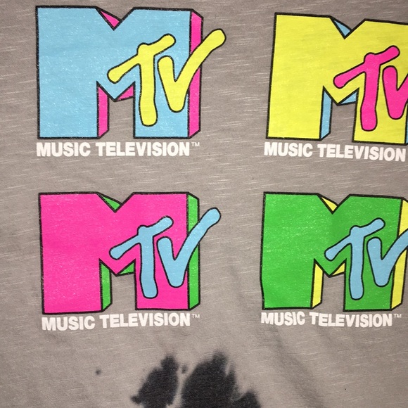 mtv shirt (girls)🤪💕 - Picture 3 of 3